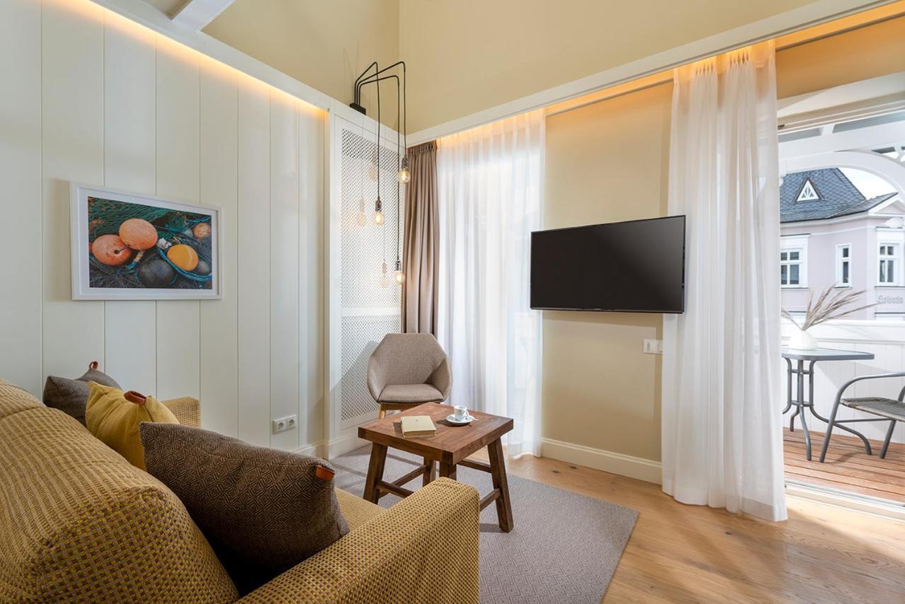 Loev - Vela Hotels Binz Esterno foto