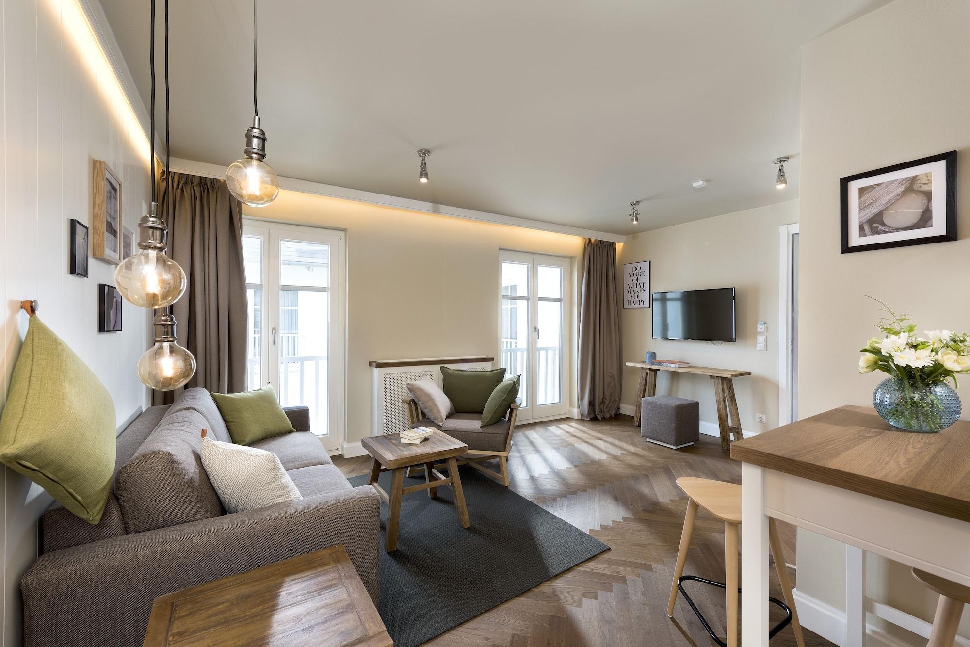 Loev - Vela Hotels Binz Esterno foto