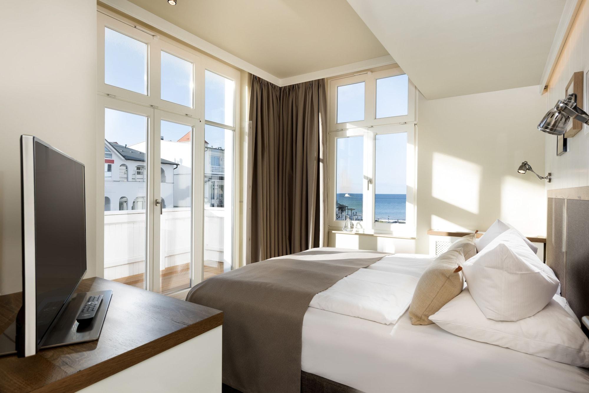 Loev - Vela Hotels Binz Esterno foto