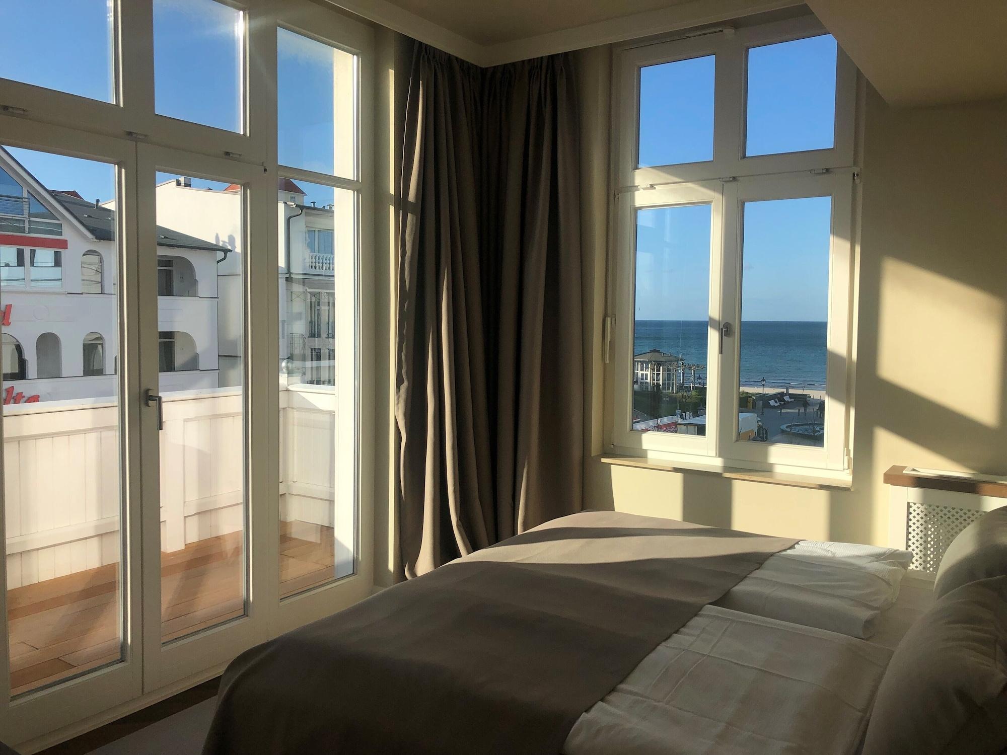 Loev - Vela Hotels Binz Esterno foto